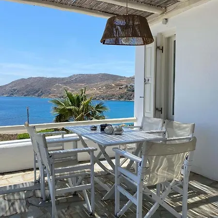 Salty Playa Kalo Livadi