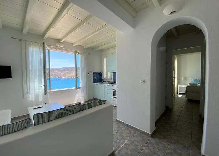 Salty מלון קאלו ליבאדי