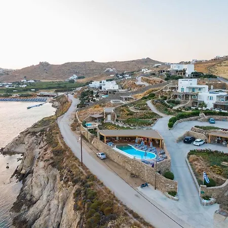 Salty Hotel Kalo Livadi