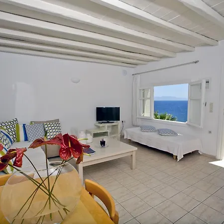 Salty Hotel Kalo Livadi